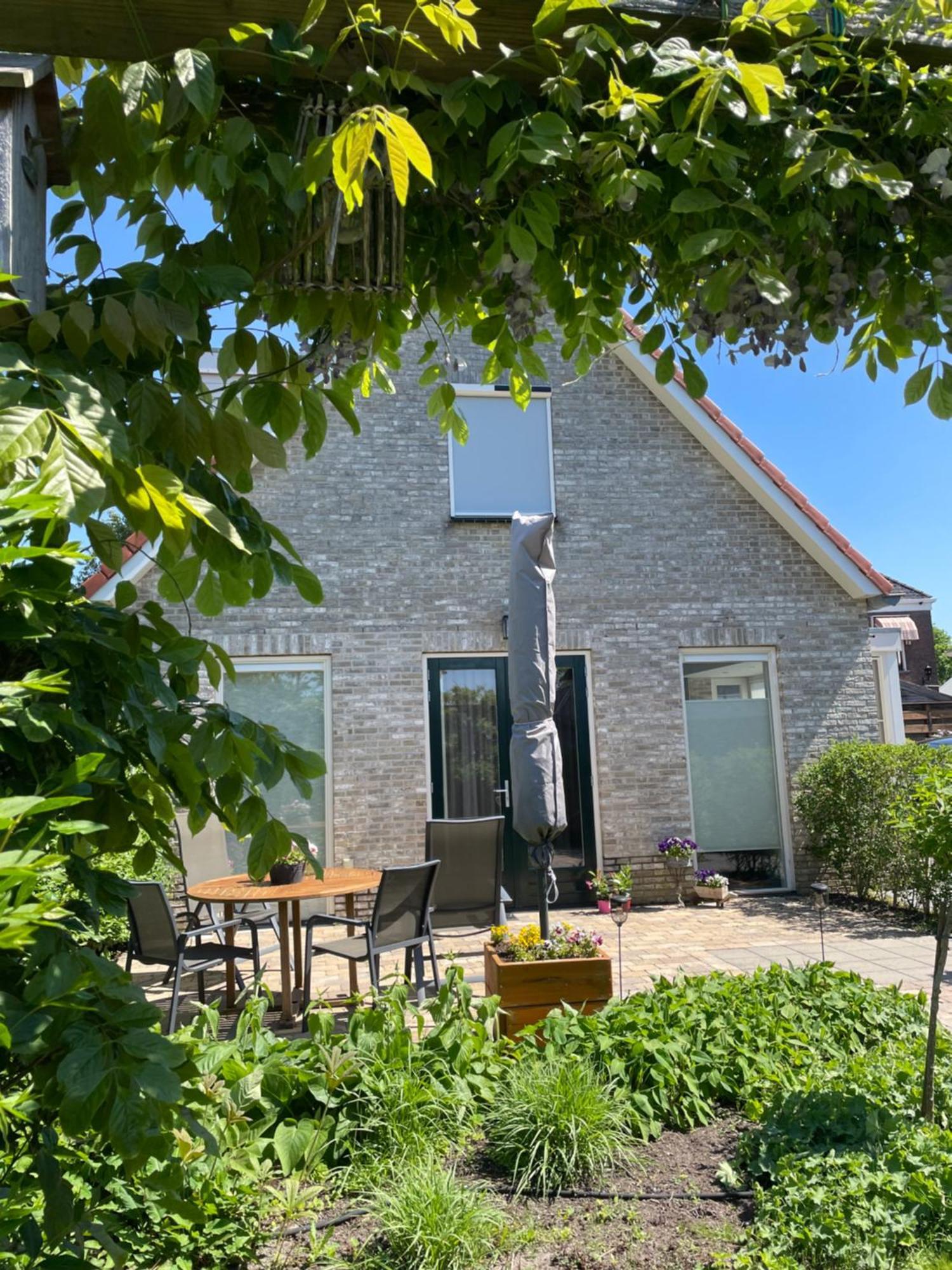 Genieten in een luxe vakantiewoning, dichtbij het IJsselmeer en strand Villa Warns Buitenkant foto